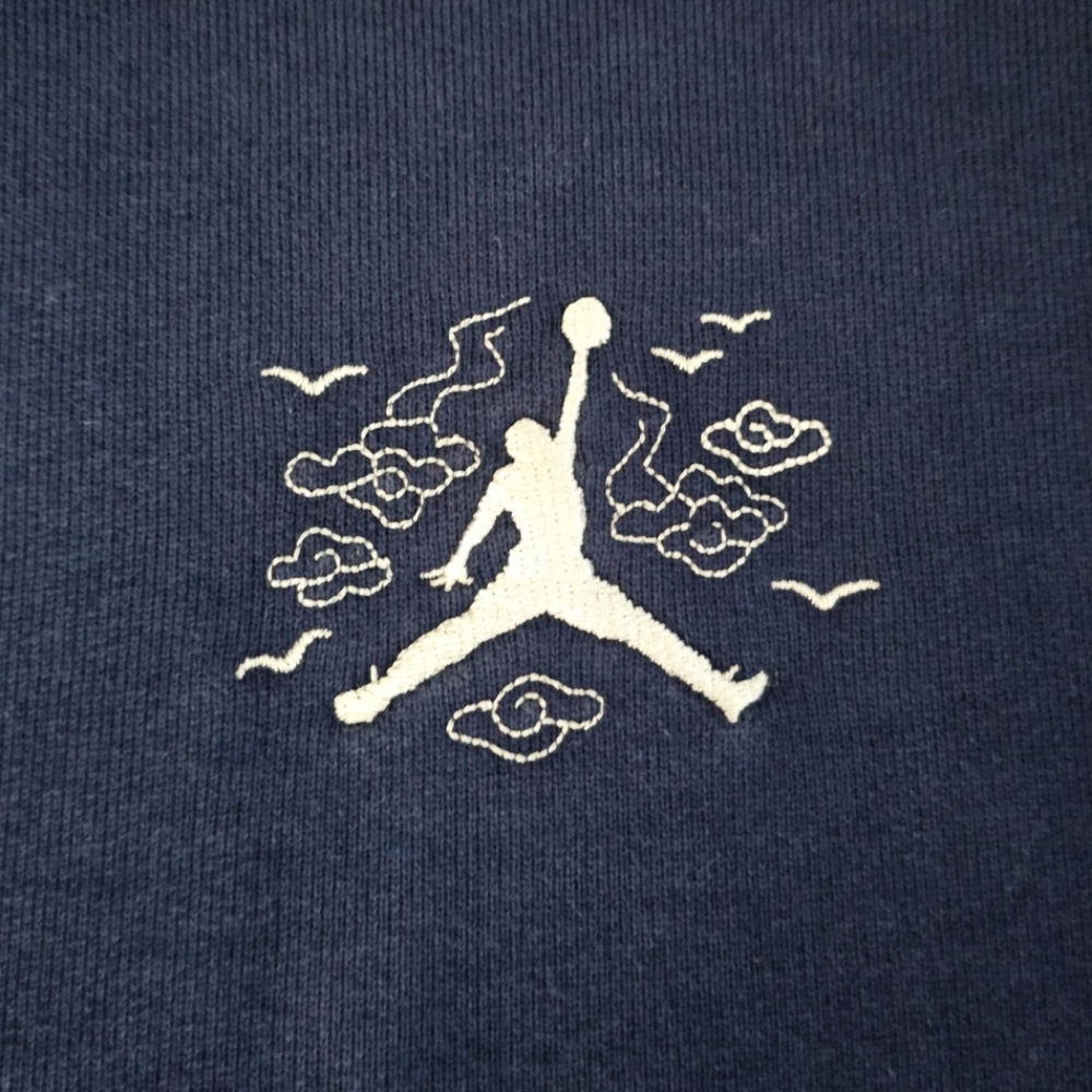 Jordan Men’s CNY New Years Edition Embroidery Logo Pullover Size Medium - Picture 6 of 11
